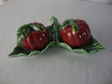 Load image into Gallery viewer, Vintage Bordallo Pinheiro Majolica Tomatoes in Leaf Holder Salt Pepper Shaker Set
