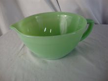 Load image into Gallery viewer, Vintage Fire King Jadeite Handled Batter Bowl with Pour Spout
