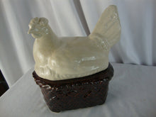 Load image into Gallery viewer, Vintage Ceramic Country Cream Hen on Brown Woven Look Base
