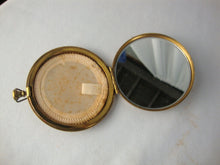 Load image into Gallery viewer, Vintage Zell Fifth Avenue Metal Engraved Makeup Compact
