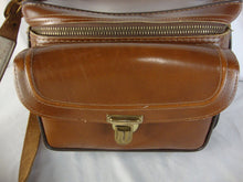 Load image into Gallery viewer, Vintage En Garde EG4 Brown Waxed Cowhide Leather Camera Bag
