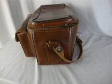 Load image into Gallery viewer, Vintage En Garde EG4 Brown Waxed Cowhide Leather Camera Bag
