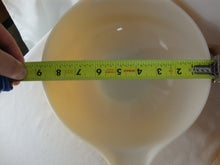 Load image into Gallery viewer, Vintage Pyrex Butterfly Gold 1972-1979 Cinderella mixing bowl 3 piece set
