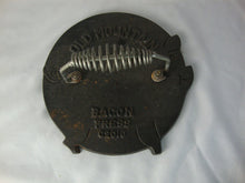 Load image into Gallery viewer, Vintage Old Mountain Cast Iron Pig Bacon Press Wire Handle
