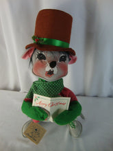 Load image into Gallery viewer, Vintage Annalee Mobilitee Dolls Caroling Mouse 7762 with Merry Christmas Card
