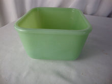 Load image into Gallery viewer, Vintage Jadeite Glass Philbe Rectangle Refrigerator Dish NO LID
