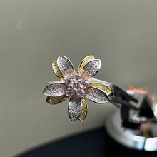 Load image into Gallery viewer, Ring, Sterling Silver, Flower with Yellow and Rose Gold Accent, White Topaz, Petals Move, Size 10 1/4

