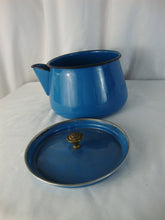 Load image into Gallery viewer, Vintage Blue Enamel No Handle Teapot with Lid
