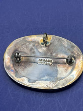 Load image into Gallery viewer, Pendant, Brooch, Sterling Silver, Mother of Pearl Marquetry Flower
