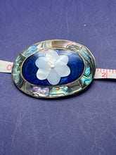 Load image into Gallery viewer, Pendant, Brooch, Sterling Silver, Mother of Pearl Marquetry Flower
