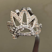Load image into Gallery viewer, Ring, Sterling Silver, Large Flower, Clear stones, missing two stones, Size 9 1/2
