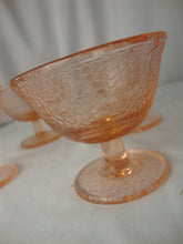 Load image into Gallery viewer, Vintage LE Smith Pink Crackle Exterior Footed Sherbet Cups Set of 4
