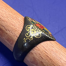 Load image into Gallery viewer, Ring, Lacquer, Russian Hand Painted, size 8 1/2

