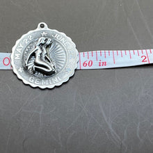 Load image into Gallery viewer, Pendant, Sterling Silver, Gemini, Dimensional, Crea

