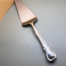 Load image into Gallery viewer, Server, Pie or Cake, Sterling Silver, Towle French Provincial, Steel Blade, Sterling Handle
