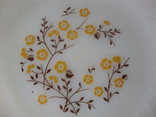 Load image into Gallery viewer, Vintage Termocrisa Milk Glass Lunch Plates Set of 5 Gold with Brown Leaves Flowers Motif
