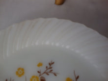 Load image into Gallery viewer, Vintage Termocrisa Milk Glass Lunch Plates Set of 5 Gold with Brown Leaves Flowers Motif
