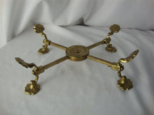 Load image into Gallery viewer, Vintage Brass Victorian Style Expandable Pot Planter Trivet Stand
