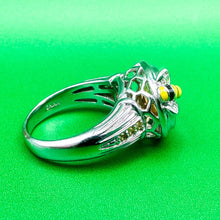 Load image into Gallery viewer, Vintage Victoria Wieck Sterling Silver Enamel Bee Citrine Ring, Size 7.25
