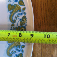 Load image into Gallery viewer, Retro Melmac Blue/Avocado Green Floral (6) Dinner Plates and (1) Rectangle Serving Platter
