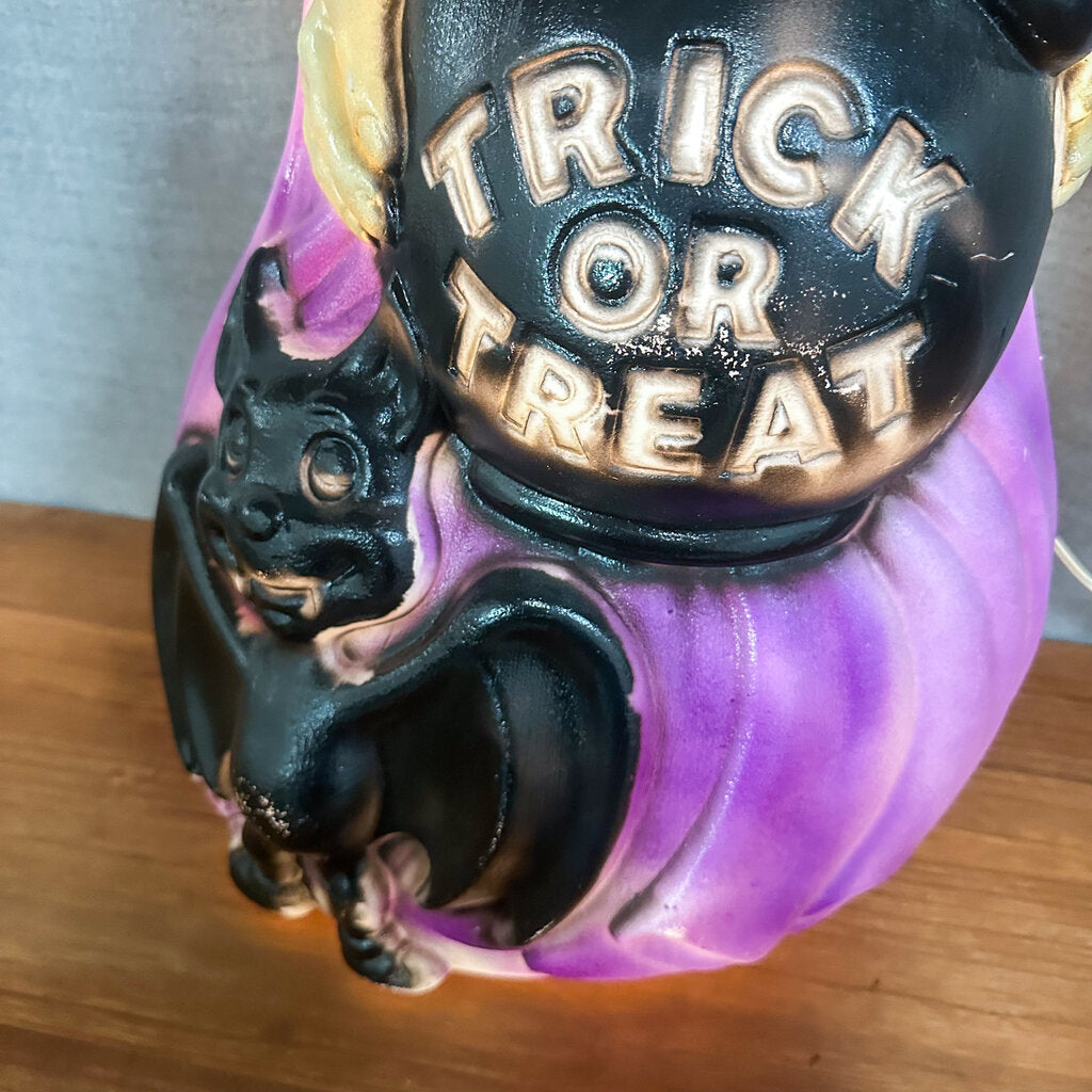 Vintage general selling foam blow mold Witch purple/ Edition Bat Cat Cauldron