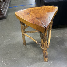 Load image into Gallery viewer, Triangular Live Edge End Table

