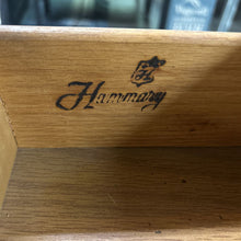 Load image into Gallery viewer, Hammary Double Drop Leaf End Table
