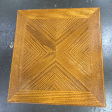Load image into Gallery viewer, Oak End Table, False Drawer
