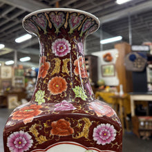 Load image into Gallery viewer, Vintage Geisha Girl Dual Panel Porcelain Chinese Vase
