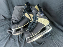 Load image into Gallery viewer, CCM Super Rapide 52 SL 2500 Men's Size 9 Ice Skates
