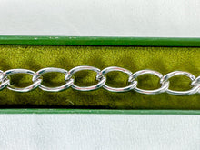 Load image into Gallery viewer, Vintage 7-inch Sterling Silver Speidel Bracelet, NIB
