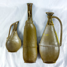 Load image into Gallery viewer, Vintage Sexton USA Mid-Century Wine Bottle Metal Wall Hanging Set
