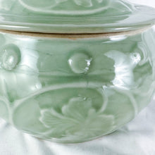 Load image into Gallery viewer, Vintage Artist Signed Chinese Longquan Celadon Covered Dish
