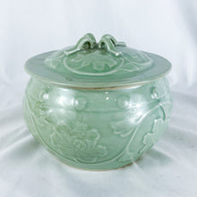 Load image into Gallery viewer, Vintage Artist Signed Chinese Longquan Celadon Covered Dish
