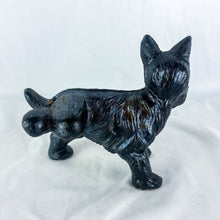 Load image into Gallery viewer, Vintage Cast Iron Scottish Terrier Door Stopper
