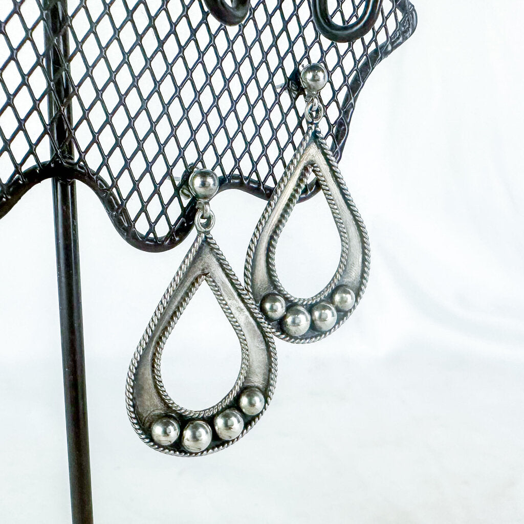 Vintage Sterling Silver Teardrop Dangling Earrings