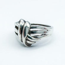 Load image into Gallery viewer, Vintage Sterling Silver Knot Ring, Size 8.75
