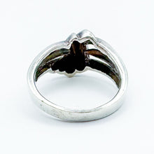 Load image into Gallery viewer, Vintage Sterling Silver Knot Ring, Size 8.75
