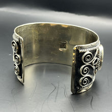 Load image into Gallery viewer, Bracelet, Cuff, Steel, Native American, with Five Flat Cabochons
