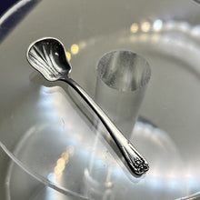 Load image into Gallery viewer, Salt Cellar Spoon, Sterling Silver, Spade Bowl, Sinclair, 2 1/4 inch
