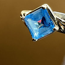 Load image into Gallery viewer, Ring, 14K Yellow Gold, Swiss Blue Topaz Square Cut, Basket Set, Size 5 1/4
