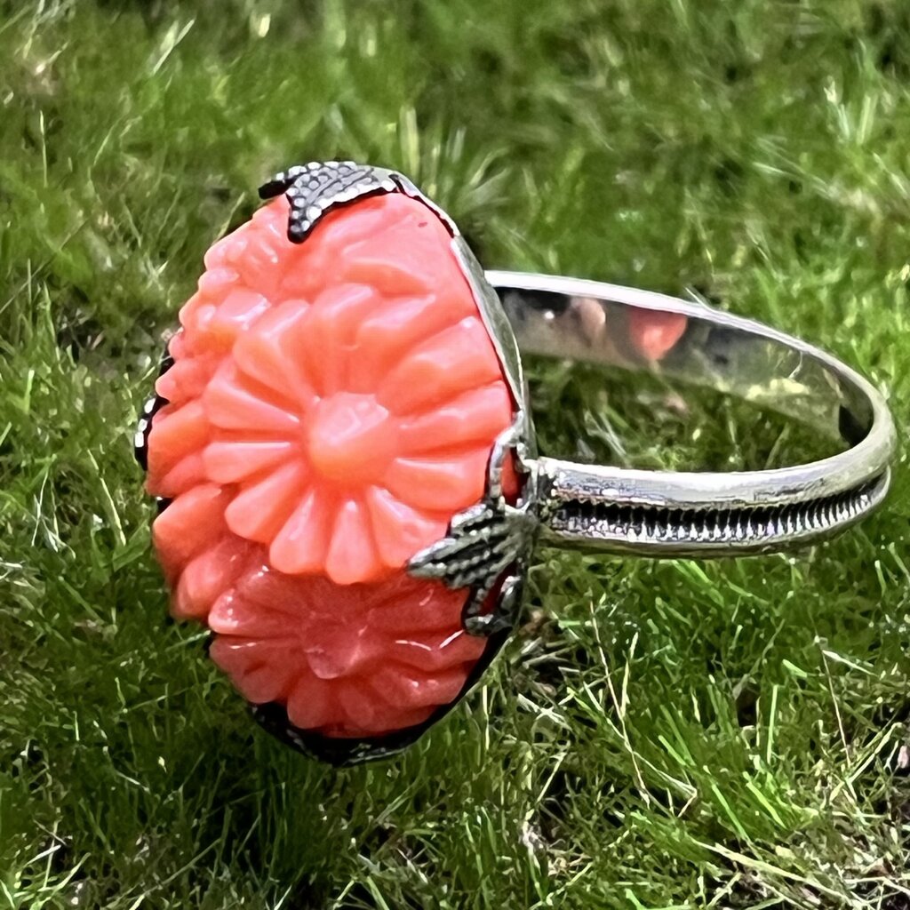 Ring, Sterling Silver, Carved Coral flowers, Size 6 1/4