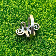 Load image into Gallery viewer, Ring, Sterling Silver, Curled Ribbon, Size 7 1/2
