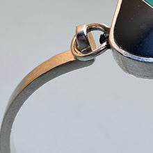 Load image into Gallery viewer, Bracelet, Bangle, Sterling Silver, Onyx and Malachite Shield Latch, 7 1/2 inches circumference
