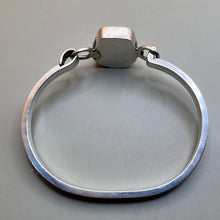 Load image into Gallery viewer, Bracelet, Bangle, Sterling Silver, Onyx and Malachite Shield Latch, 7 1/2 inches circumference
