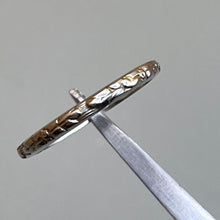 Load image into Gallery viewer, Ring, 18K White Gold, 1920&#39;s-1940&#39;s Art Deco Leaf Pattern, Size 5
