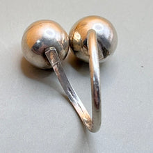 Load image into Gallery viewer, Ring, Sterling Silver, Open Ring Double Ball, Size 7 3/4-8
