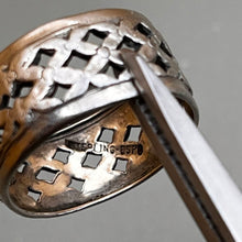 Load image into Gallery viewer, Ring, Sterling Silver, Pierced Band, Size 7 1/2
