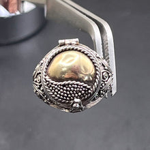 Load image into Gallery viewer, Ring, Sterling Silver, Poison Ring with Gold Tone Accent, Size 7 3/4
