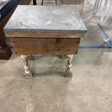 Load image into Gallery viewer, *Handcrafted Outdoor Planter/End Table
